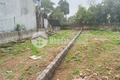 Nhỉnh 700tr xíu có ngay lô góc 131m2, đường thông, oto đi thoải mái, sát hv phòng không sơn tây