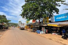 Gia đình cần bán lô châu thành tây ninh 10x30m2 thổ cư sẵn, tách làm 2 sổ giá 498trnền