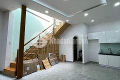 Bán gấp đi mỹ huỳnh văn bánh phú nhuận, nhà còn mới nở hậu 2 lầu, 50m2. chỉ 5tỷ700