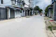 Bán nhà linh đông tđ. 120m2, h ô tô, đang thuê 10tr. g 3.7 tỷ.