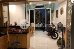 Bán nhà hxh đường nguyễn kiệm 50m2 ngang 4m, dân trí cao, chỉ 8.3 tỷ. lh 0386372900