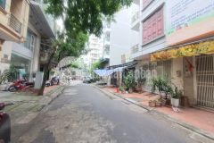 Siêu hiếm dịch vọng 45m2, mt 4.3, vỉa hè ô tô tránh kinh doanh 12.4 tỷ