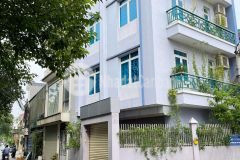 Bán nhà long biên, hà nội lô góc ô tô vào nhà kinh doanh