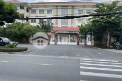 Vị trí đỉnh mặt tiền nguyễn văn quá quận 12 120m2 3 tầng.