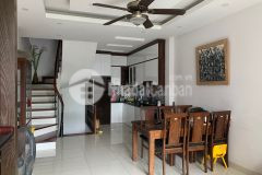 Bán nhà đẹp lung linh ngọc thụy 30m2 5t mt4.4 4.35 tỷ ngay chợ ngọc thụy