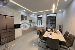 Bán nhà kdc him lam, p tân hưng, q7 5x20, trệt 3 lầu, full nội thất, thang máy. giá 27 tỷ