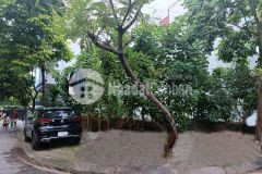 Bán đất khu dịch vụ xa la, lô góc, dt50m2, mt13.5m, 9.9 tỷ hà đông