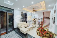 Bán nhà đẹp phố cự lộc, quan nhân, thanh xuân, full nội thất sang trọng, 36m2x5 tầng chỉ hơn 5 tỷ