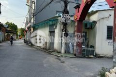 Gia đình muốn bán mảnh đất chính chủ tại thôn thuận tốn, đất hướng đông nam đẹp.