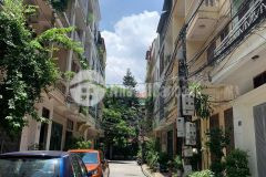 Bán nhà dịch vọng cầu giấy khu phân lô, vỉa hè, oto, 2 thoáng. 56m2x4t giá 8.4 tỷ