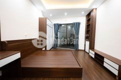 Bán nhà mới 32 ngõ 89 lạc long quân, ngõ rộng thông, gần ô tô dt 36m5 tầng4.8 tỷ