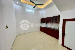 Nhà đẹp 5 tầng, xây mới trần thái tông cầu giấy, ngõ ba gác đua, giá 5.2 tỷ.