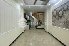 Bán nhà 4 tầng đông dư, ô tô đỗ gần, gần ủy ban 2.35 tỷ