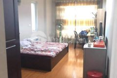 Trần khát chân 5 tầng ở ngay dân xây lô góc hai bà trưng