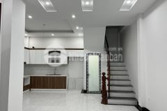 Bán nhà nguyễn đức cảnh diện tích54.9m 5 tầng mặt tiền4m giá5.5 tỷ hoàng mai.