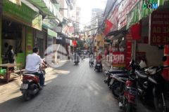 Bán nhà mới đẹp tặng full nội thất trung tâm cầu giấy gần phố oto 40m2 chỉ 4,15tỷ