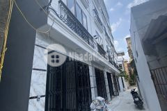 Bán nhà bát khối ô tô gần chợ gần trường học chỉ 2,75 tỷ.