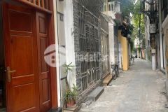 Bán nhà ngõ 68 cầu giấy 44m2x4 tầng nhà đẹp giao ngay giá 5.5 tỷ