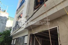 Bán nhà nguyễn khoái 32m 4 tầng mt 4.5m 2.83 tỷ lh 0368317909