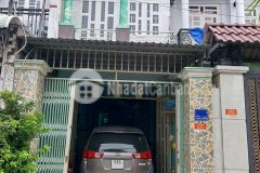 Bán nhà hóc môn,đường nhựa 8m, xe hơi để trong nhà chỉ 3 tỷ 2 sổ riêng