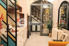 Bán gấp homstay phố hàng bồ 125m2 sd, 4t, 5,2 tỷ. 400trnăm