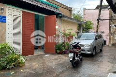 Chưa tới 80trm2 có nhà mới,lô góc,hẻm xe hơi ngay vincom quang trung,p.10,gv