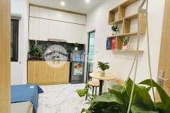 16 tỷ ccmn xuân thủy 82m2x9t,thang máy,3 thoáng,đã có đvị thuê 125 triệutháng,32 phòng kk