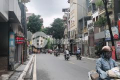 Bán nhà mặt phố thụy khuê vỉa hè rộng kinh doanh bất chấp 2 thoáng dt 76m2 4 tầng mt 5.5m