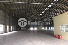 Cho thuê kho xưởng đào trí, phú thuận, q7. dt kho 2300m2, xe cont đi.