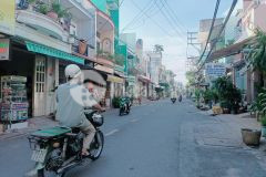 Bán nhà mặt tiền đường miếu bình đông, p. bhh a, quận bình tân, 4x10,5m, 5,2 tỷ