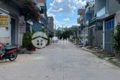 Bán nhà có sổ đỏ phường tăng nhơn phú aq.9thủ đứckhu phân lô hẻm xe tải diện tích lớn xây dựng