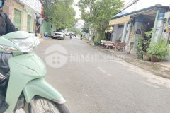 Bán nhà chính chủ đường lã xuân oai,hẻm xe hơi né trung tâm q9 khu dân cư yên tĩnh vuông vức