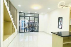 Cần bán nhà 1 trệt 1 lầu hẻm 308 huỳnh tấn phát