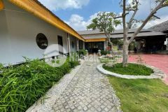 Khu nhà vườn nghỉ dưỡng chân suối ôm quanh một khu thật đáng sống hưởng thụ