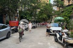 Giá nào cũng bán bắc từ liêm 241 liên mạc oto đỗ cổng 30m2 giá hạ còn 2,35tỷ