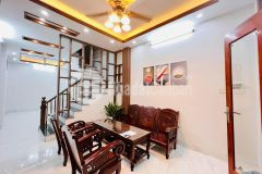 Bán nhà vỗ chí công, cầu giấy. dt 50m x5t, mt4m,giá 6,3 tỷ