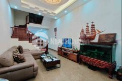 Hxh quận 10, gần vòng xoay lý thái tổ, 4 tầng cực đẹp, chỉ 8 tỷ nhú