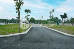 Lô góc cách đường ql21 hơn 100m, đường trải nhựa tại cổ đông sơn tây, giá hơn 10trm2 lh0866990503