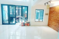 Nhà đẹp tân bình gần 60m2 5tầng hxh gía chỉ 7 tỷ 2