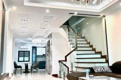 Bán biệt thự 6 tầng thang máy phố nguyễn sơn, gara 2 ô tô đẹp long lanh