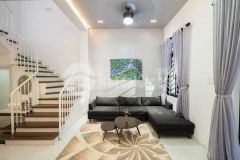 Bán nhà mặt tiền kinh doanh tôn đản ô tô vào nhà 0352086506