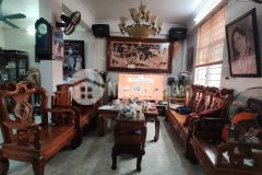 Nhà riêng, 2 thoáng, diện tích lớn phố nguyễn chí thanh, đống đa. 0911554873.