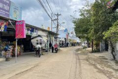 Bán nhanh lô đất mặt tiền ngay chợ đắc lộc vĩnh phương nha trang gía 1 tỷ 580 triệu