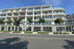 Cần cho thuê căn shophouse khu sala quận 2 làm văn phòng, showroom. dt 500m2