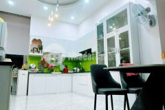 Bán gấp nhà lạc long quân p8 tân bình 56m2 4 tỷ 900 0777947448