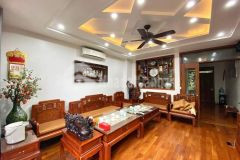 Tôi bán nhà 286 mặt phố lê lợi kéo dài gần chợ hà đông 55m2 chỉ 8.19 tỷ. lh 0989.62.6116