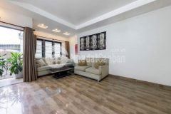 Bán nhà hà nội chính chủ bán nhà riêng 68m2, 6 tầng, mặt tiền 4.2, oto, giá 11.8 tỷ. 0968923756.