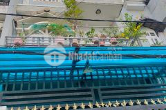 Chưa tới 100m2 có nhà đẹp,ngang 5m,hẻm xe hơi 1 truc,sau căn mặt tiền p.9,gv