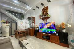 Nhà hxh bán, cách mạng tháng 8, phường 12, quận 10. 41m2, 5 tầng, 9.5 tỷ.