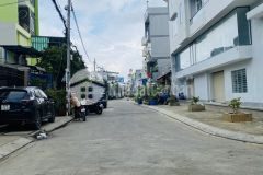 Chủ định cư gấp bán nhà ql1, bình tân, 90m2, hẻm xe tăng 8m, nở hậu tài lộc